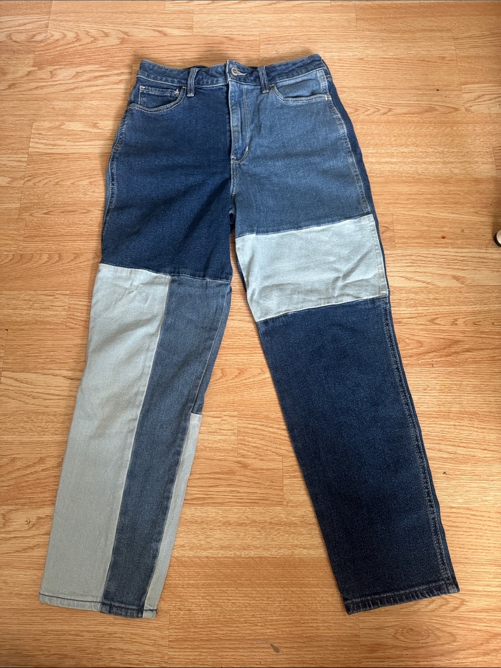 Hollister Two-Tone Blue Patchwork Straight-Leg Jeans